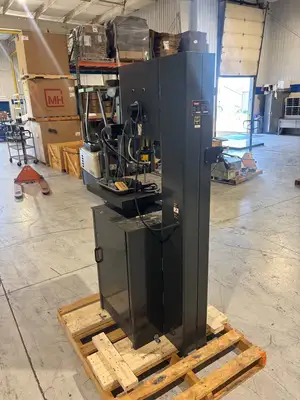 Used Dake V-16 Vertical Band Saws Michigan US | Maverick Industrial Sales #1398834