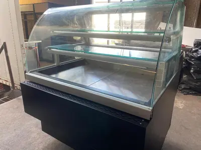 USED CANADIAN REFRIGERATED DISPLAY DLRP5146