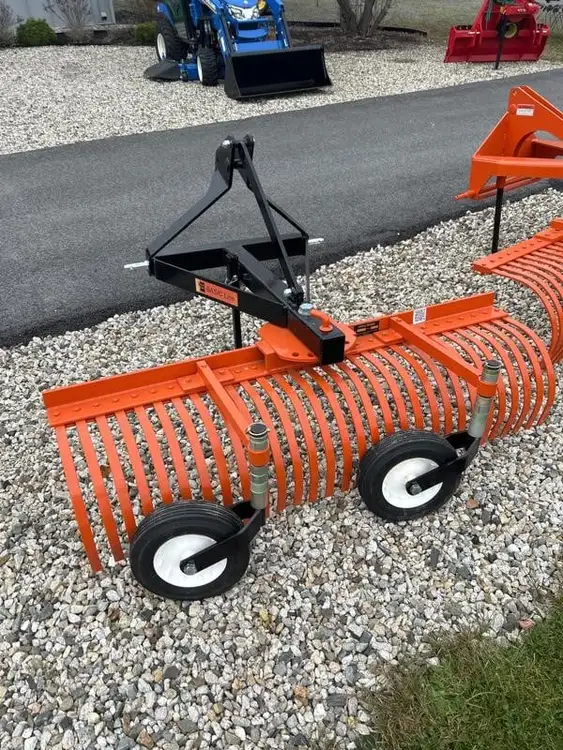 New | in-Stock 2023 YORK MR35 Compact Landscape Rakes Maine US | Beauregard Equipment #1511402