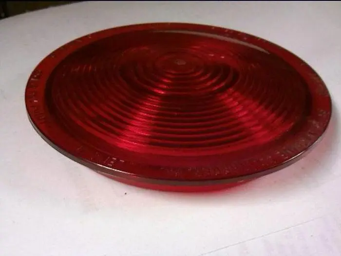 New | in-Stock AFTERMARKET SNAP SEAL LENS RED - 920134 Misc Electrical & Power Parts Pennsylvania US | East West Machinery & Drilling #1416107