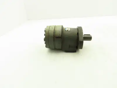 Char-Lynn 103 1044 010 Hydraulic Motor 15 GPM 1900 PSI 2-Bolt SAE-A