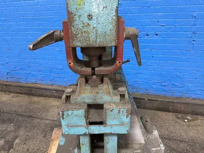 Used MUBEA / MUHR UND BENDER HPS 350 Ironworkers Ohio US | HGR 24 #1488520