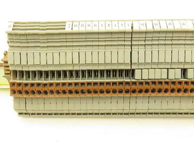 Wago 280 4-Wire 20A Grounding Terminal 380V 2.5mm² 20A DIN Rail 31" Lot of 64