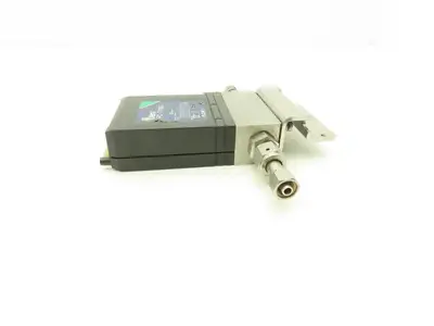Aera FC-7700C Mass Flow Controller 20 SCCM Stainless Steel Gas FC7700C