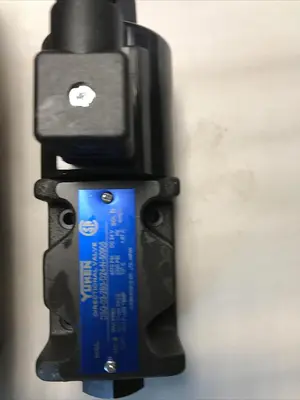 USED YUKEN DSG-03-2B3-D24-N-5090