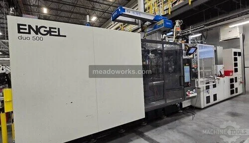 Used 2015 ENGEL DUO 650H/330W/200L 500 COMBI US - 3-SHOT Injection Molding Machines Illinois US | Meadoworks #1492101