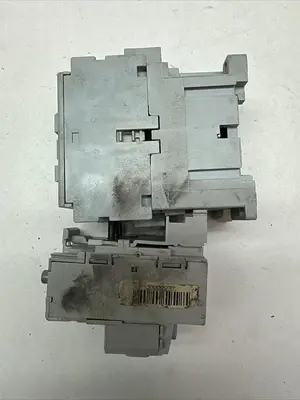 Used ALLEN-BRADLEY 100-C09*10 Industrial Controls | Surplus Asset Holdings #1220469