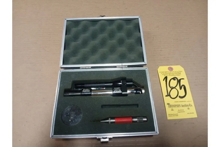 Used _UNKNOWN_ _UNKNOWN_ Hardness Testers Ohio US | Thompson Auctioneers #1547258