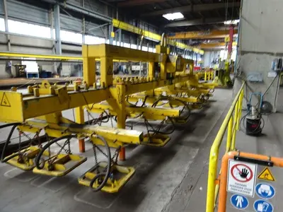 USED GELDOF PNEUMATIC PLATE HOIST 14 TON