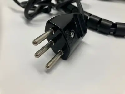 USED THURLBY POWER SUPPLY 30V-2A 220V