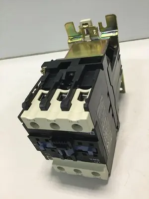 USED TELEMECANIQUE LP1D4011