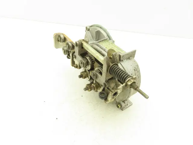 Yaskawa Electric PMEE-12CBB Welder Wire Motor Feeder 24VDC 1-1.2 Missing Handle