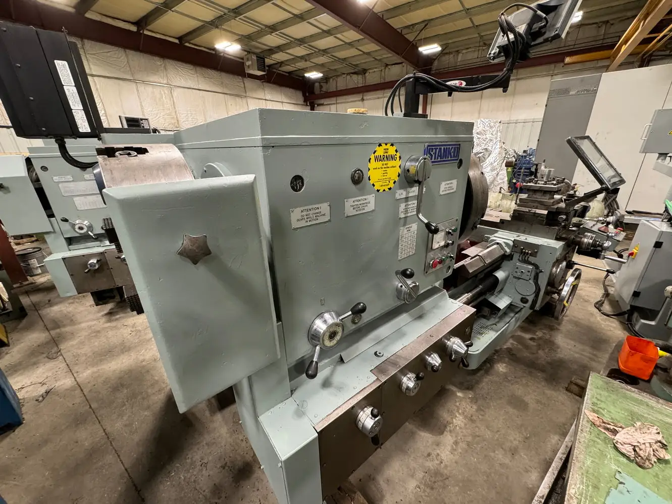 Stanko 1A983 Manual Lathe – 28" (short)