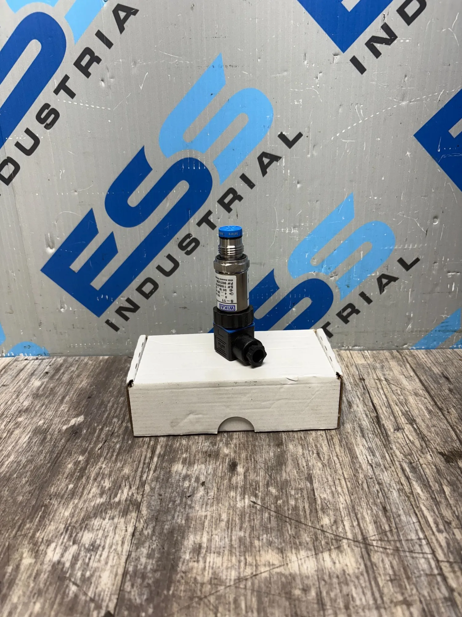 Used WIKA S-11 Misc Electrical & Power Parts South Carolina US | ESS Industrial Equipment Sales #1307434
