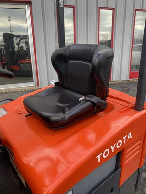 USED 2011 TOYOTA 7FBEU15