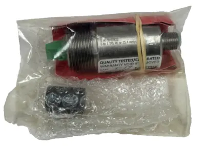 NEW METRIX ST5484E-121-012-00 SEISMIC VIBRATION TRANSMITTER