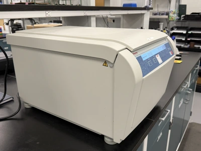 Used _UNKNOWN_ _UNKNOWN_ Centrifuge - Floor Rhode Island US | Federal Equipment Company #1347638