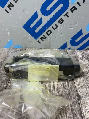 Parker D1VW009CNYP 94 Other Valves & Manifolds | ESS Industrial Equipment Sales (13)