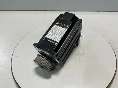 USED ALLEN BRADLEY MPL-B310P-MJ24AA