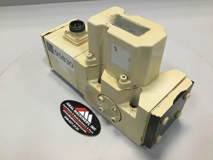 Used MOOG J661-124 Valves/Fittings Michigan US | Ideal Machinery #695897