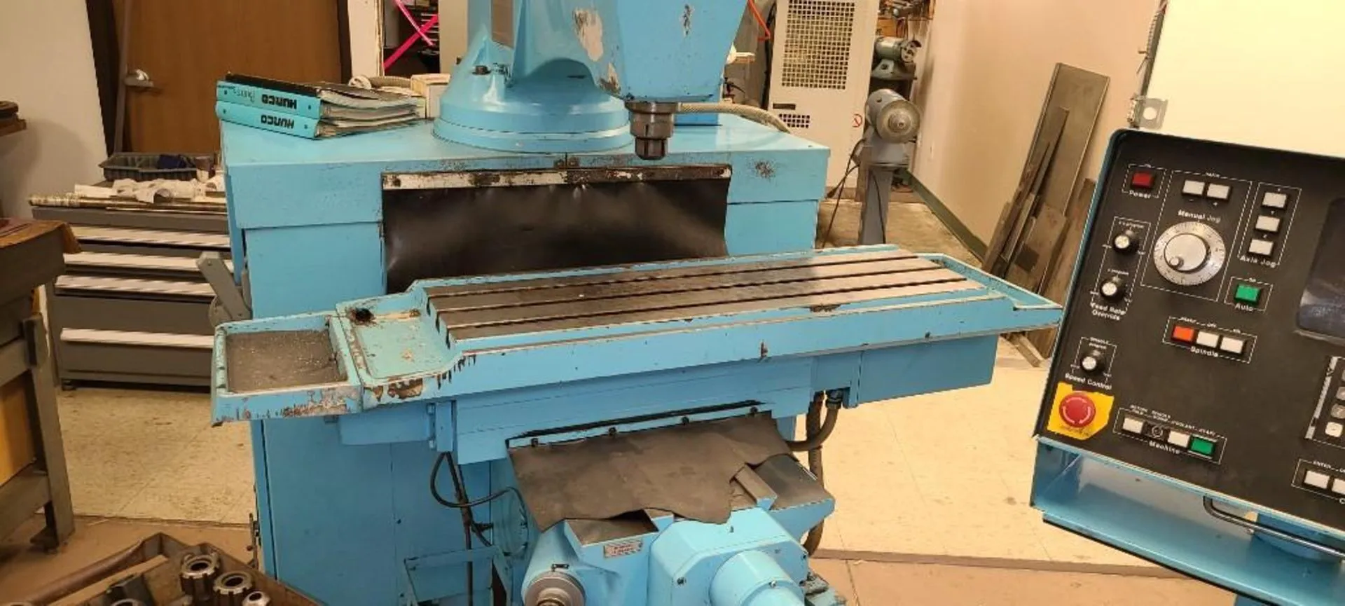 USED HURCO KMB1 3 AXIS KNEE MILL