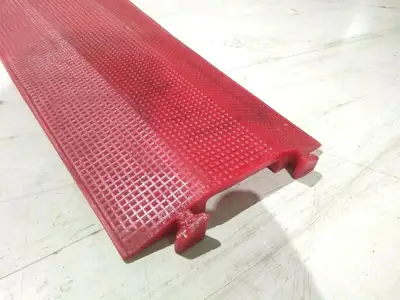 USED ELASCO DROPOVER SINGLE CHANNEL 4" X 1" CHANNEL 36" X 10.5