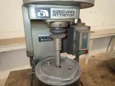 USED SZEGVARI 1-SDG