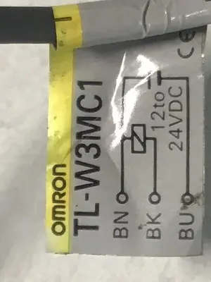 USED OMRON TL-W3MC1