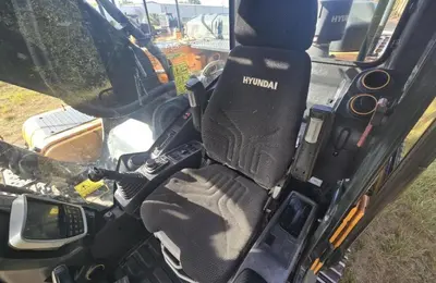 Used HYUNDAI HX300AL Crawler Excavators Illinois US | Mitsubishi HC Capital America #1362960