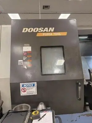 USED 2006 DOOSAN PUMA 700L