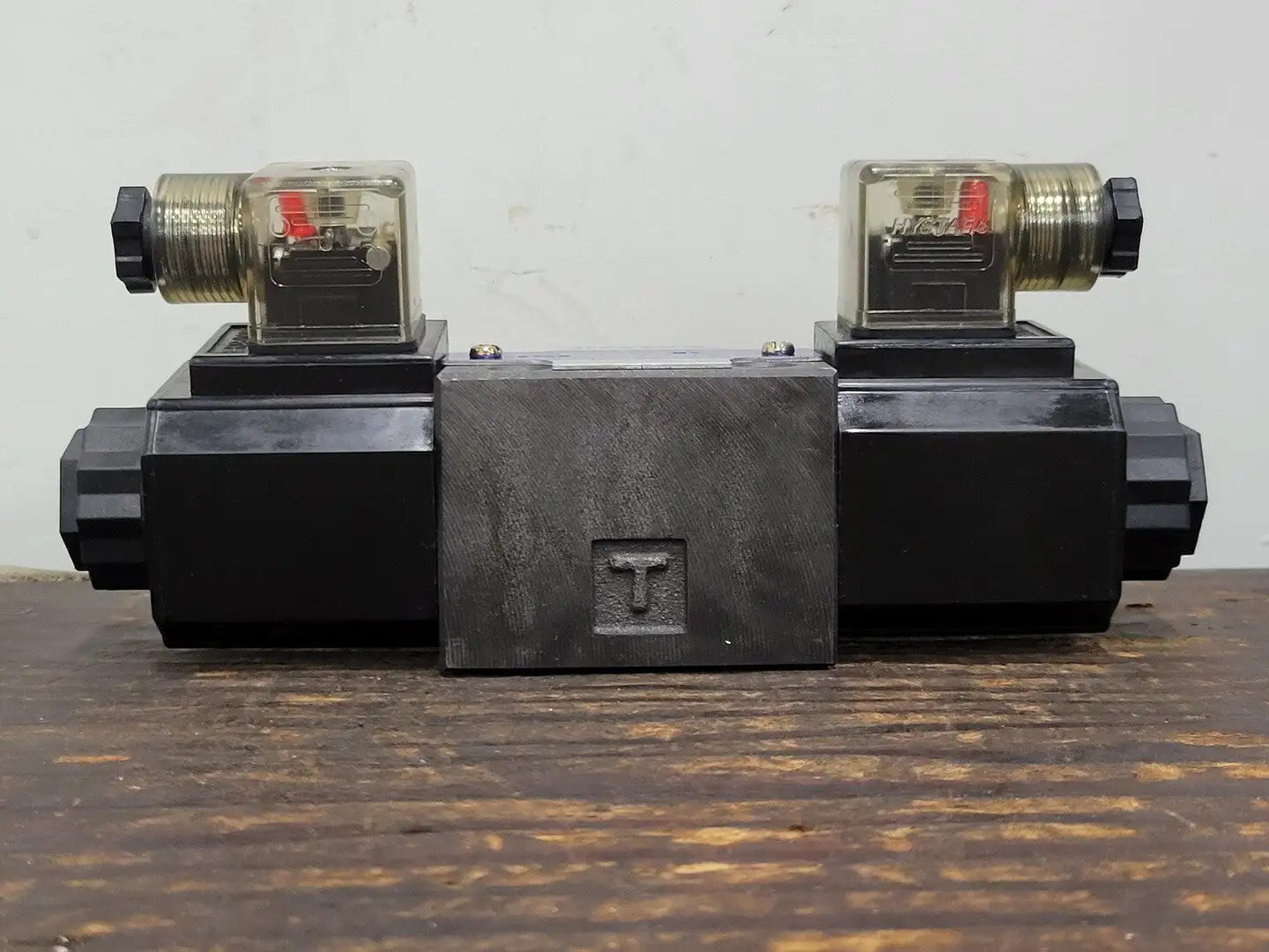 NEW HYSTAR DSG-3C3-N-01-A110-3090