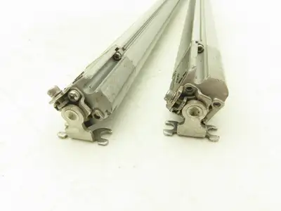 Keyence SL-C36H-R SL-C36H-T Light Curtain Transmitter & Receiver Set 700mm 24VDC