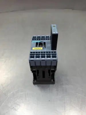 SIEMENS 3RH21312BB40 Contactor w/3RT29161JK00 Module. 4C44