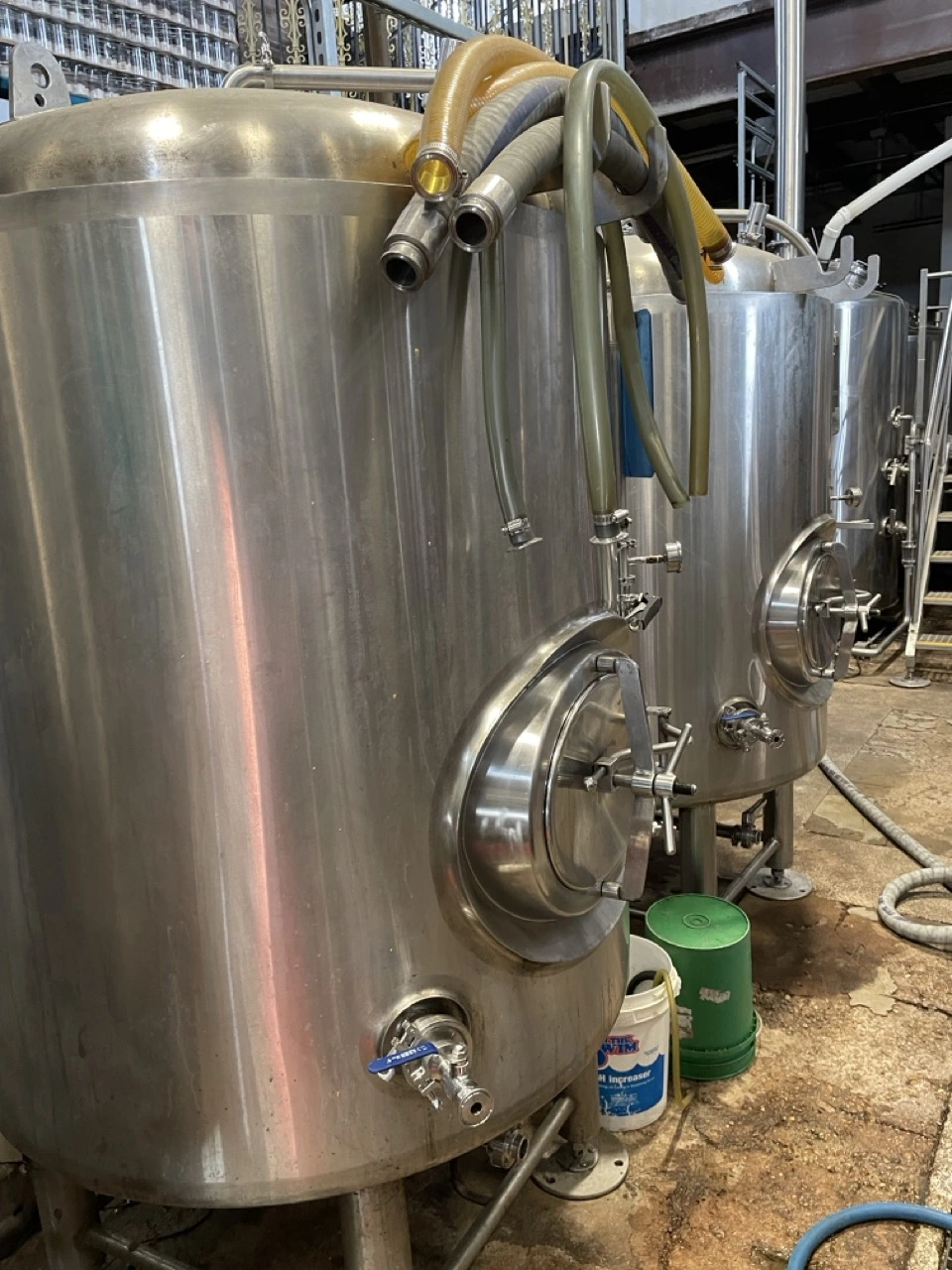 DYM 10bbl (310 Gallons) Brite Tanks