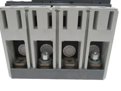 NEW ABB SACE TMAX TS3N 150 CIRCUIT BREAKER 30CIRCUIT BREAKER 30AMP