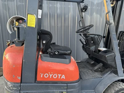 Used TOYOTA 42-6FGCU20 Liquid Propane Forklifts Michigan US | KD Equipment Sales #1548824