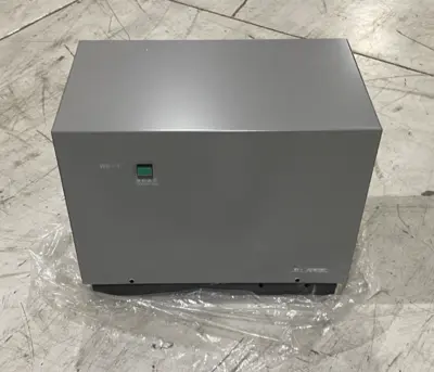 USED ESPEC WATER PURIFIER, 12 L/HR WATER PRODUCTION CAP. 400X400X280