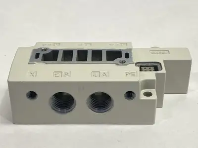 USED SMC PNEUMATIC SOLENOID VALVE BASE UNIT