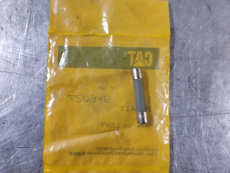 New | in-Stock CATERPILLAR 9Y-6027 Misc Electrical & Power Parts British Columbia CA | Lenmark #247229
