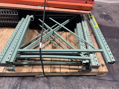 Used _UNKNOWN_ TEAR DROP Pallet Racking Ohio US | HGR 24 #1233364