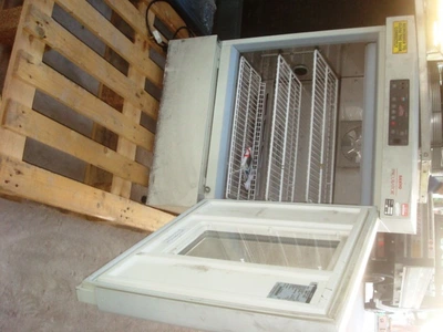 126L Sanyo Co2 Incubator MIR-153