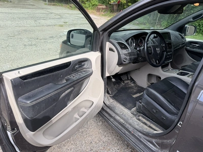 Used 2014 DODGE GRAND CARAVAN SXT Vans Michigan US | Miedema Asset Management Group #1270008