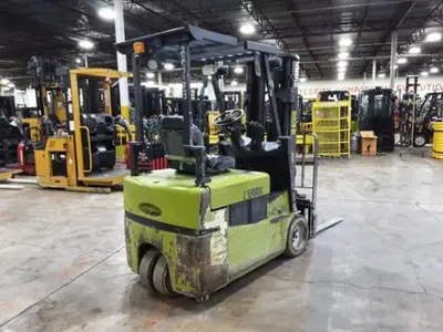 USED 2020 CLARK TMX15