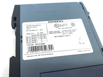 | Siemens 3RQ2000-2AW00 SIRIUS Coupling Relay 24-240V MISSING ONE COVER - Used