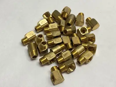 New | in-Stock Midland Industries Street Elbow 90-Deg 1/8" FNPTF x 1/8" MNPTF LOT OF 28 Parts (Hydraulics and Pneumatics) Michigan US | Maverick Industrial Sales #1391067