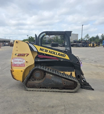 Used 2014 NEW HOLLAND C227 TRACKED Compact Track Loaders Michigan US | Miedema Asset Management Group #1402518