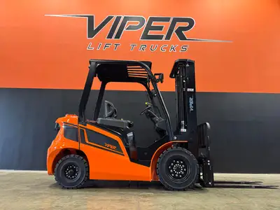 Used 2026 Viper FB25F 4-Wheel Sit down Electric Counterbalance Forklifts New York US | United Lift #1446651