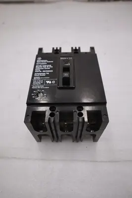 Westinghouse MCP13300CR Circuit Breaker 30A 3P 600VAC STOCK 5744CC