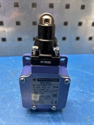 NEW TELEMECANIQUE SENSORS XCKL102H7