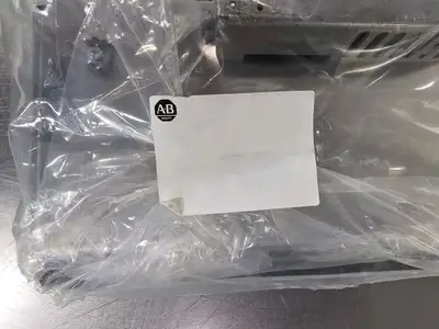 ALLEN BRADLEY 2711P-B15C4D8 PANELVIEW PLUS 1500 New. Loc2A